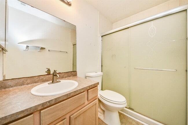 Building Photo - 16134 Coleburn Dr
