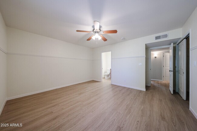 Building Photo - 6539 E Arbor Ave