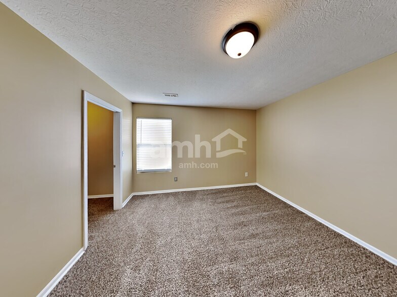 Building Photo - 1256 Canterhurst St
