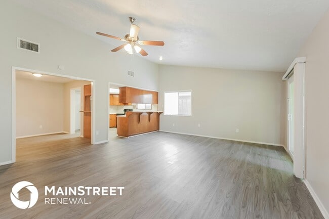 Building Photo - 9902 Towne Brook Ln