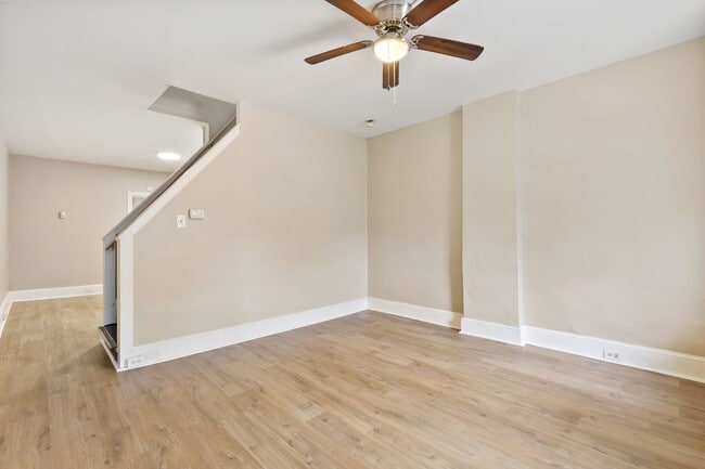 Building Photo - 5843 Magnolia St