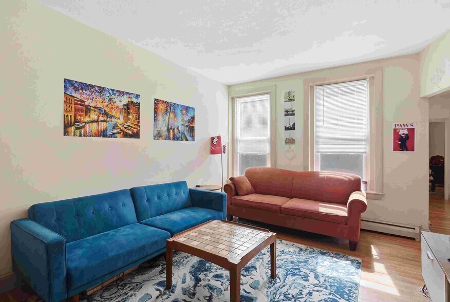 Building Photo - 1464 Tremont St