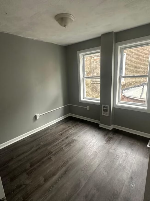 Building Photo - 36 General Greene Ave