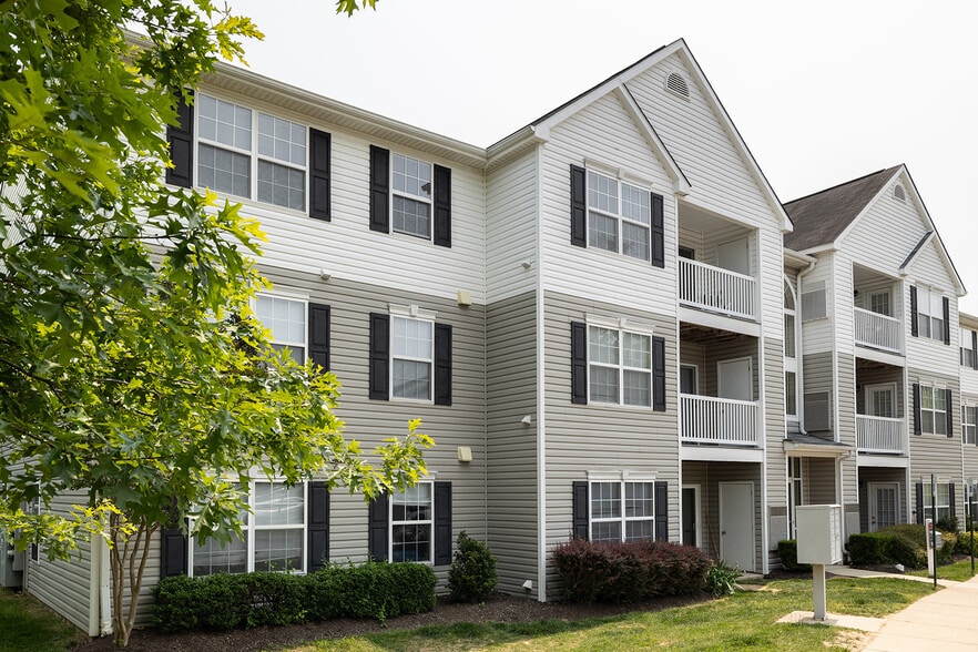 Primary Photo - The Summit at Owings Mills Apartments