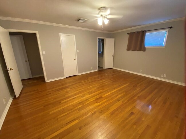 Building Photo - 4402 Cheena Dr