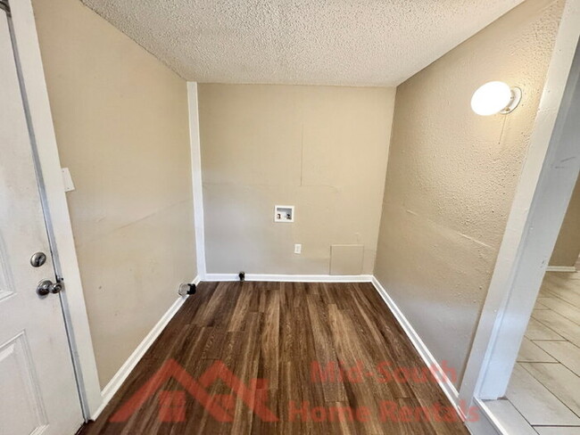 Building Photo - 1761 Winston Dr