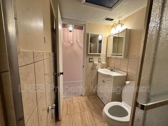 Building Photo - 106 Eastwind Ln