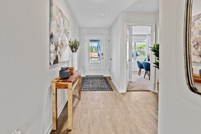 Building Photo - 1949 Tree Swallow Dr