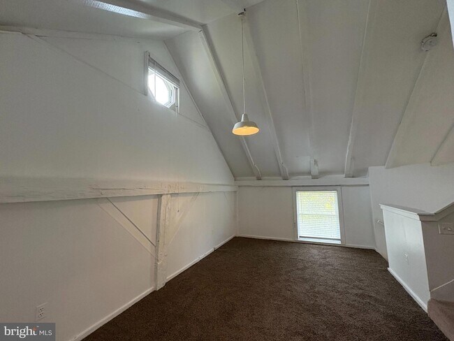 Building Photo - 5001 Carroll Manor Rd