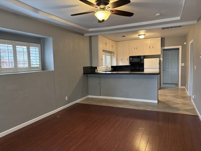 Building Photo - Adorable 2-bedroom, 1-bath cozy home in the heart of Modesto