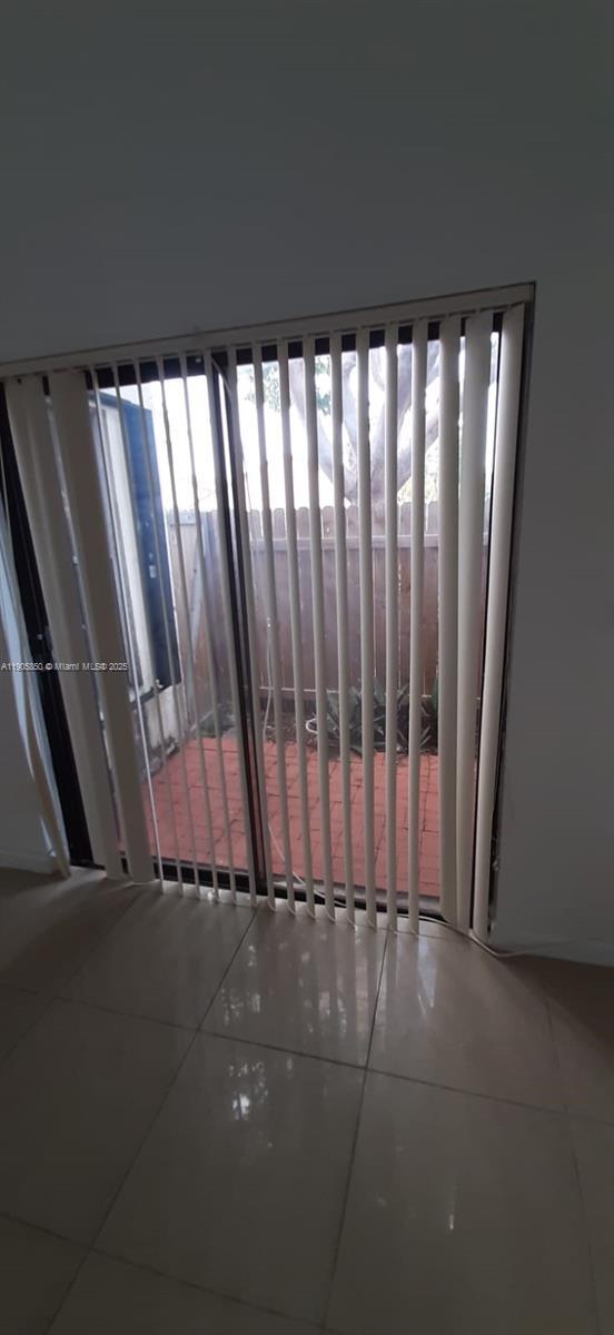 Building Photo - 9912 SW 147th Pl