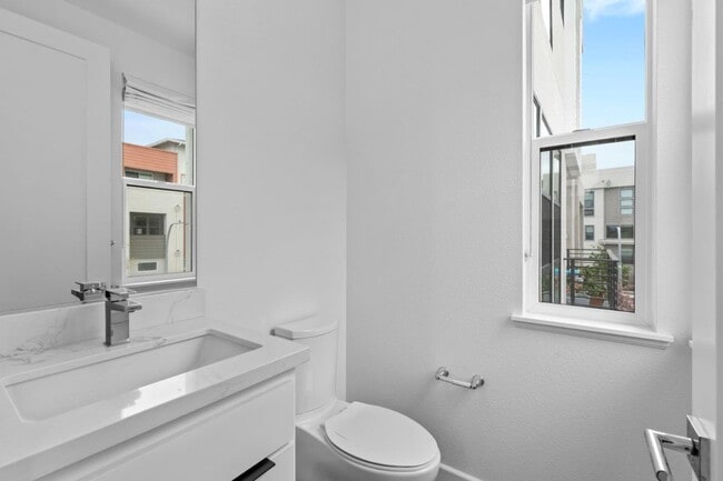Building Photo - 3020 Boyter Pl