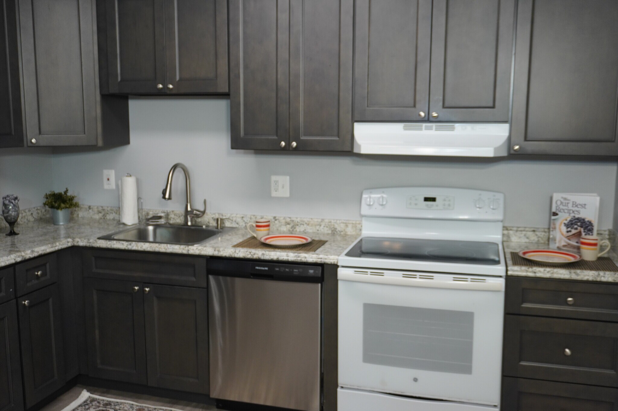 Building Photo - 25 Patricks Ct