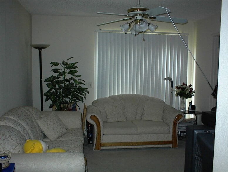 Building Photo - 8265 Halford St