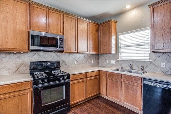 Building Photo - 317 Lava Bed Dr