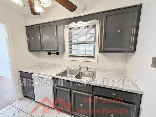 Building Photo - 2373 W Monica Dr