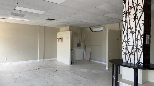 Building Photo - 4737 Village Fair Dr