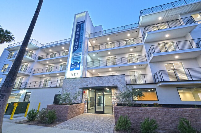 Building Photo - 14811 Erwin St