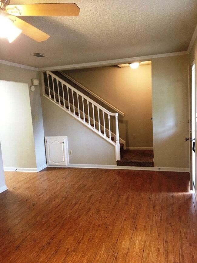 Building Photo - 3 Bedroom 2-1/2 Bath in McGregor