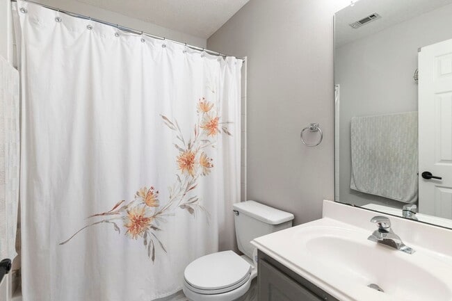 Building Photo - 51 Silver Bayou Ct