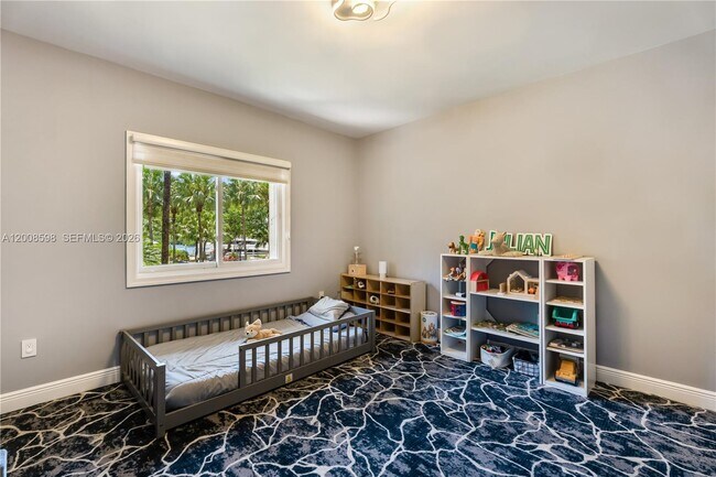 Building Photo - 13636 Deering Bay Dr