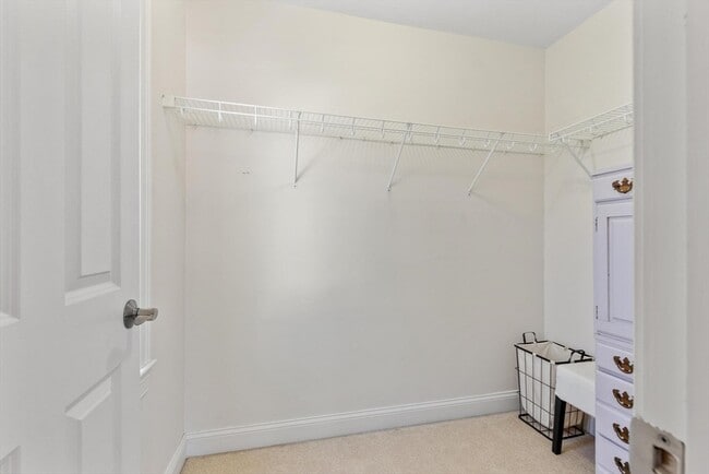 Building Photo - 60 Broadway St