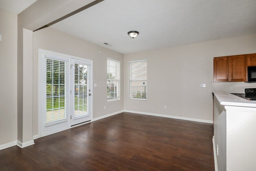 Building Photo - 5236 Choctaw Ridge Way