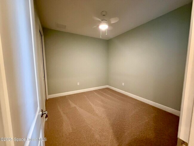 Building Photo - 7634 Loren Cove Dr