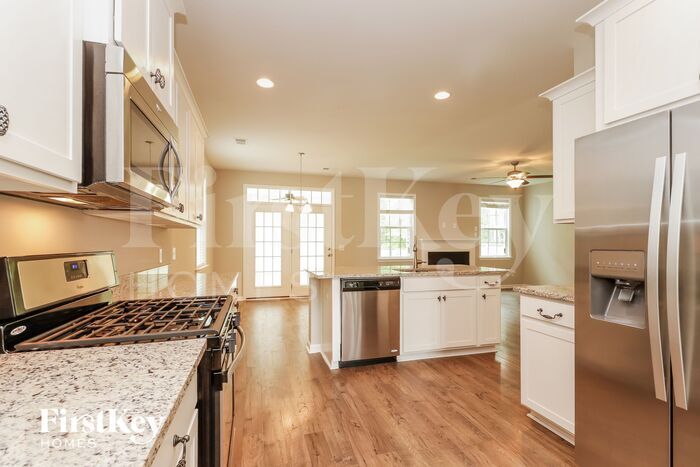 Building Photo - 473 Foxbank Plantation Blvd
