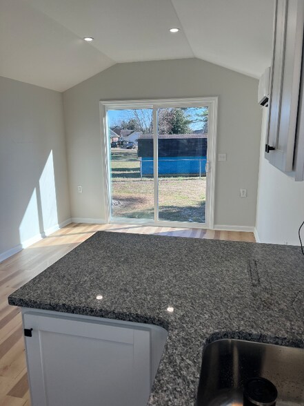 Building Photo - 2981 Bridle Dr