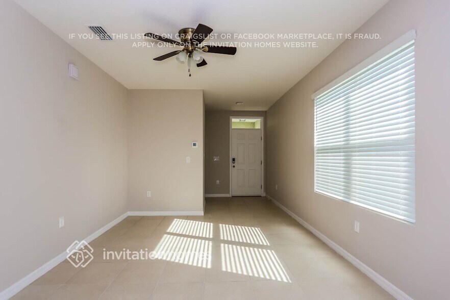Building Photo - 3871 Golden Oriole Pkwy