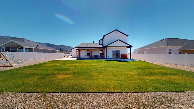 Building Photo - 4 Bedroom Home with 3 Car Garage in Enoch