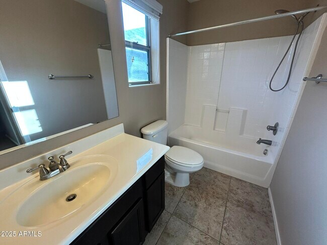 Building Photo - 8623 S 40th Dr