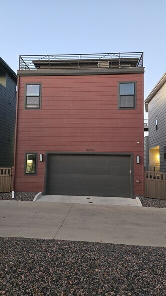 Building Photo - 6051 N Malta St