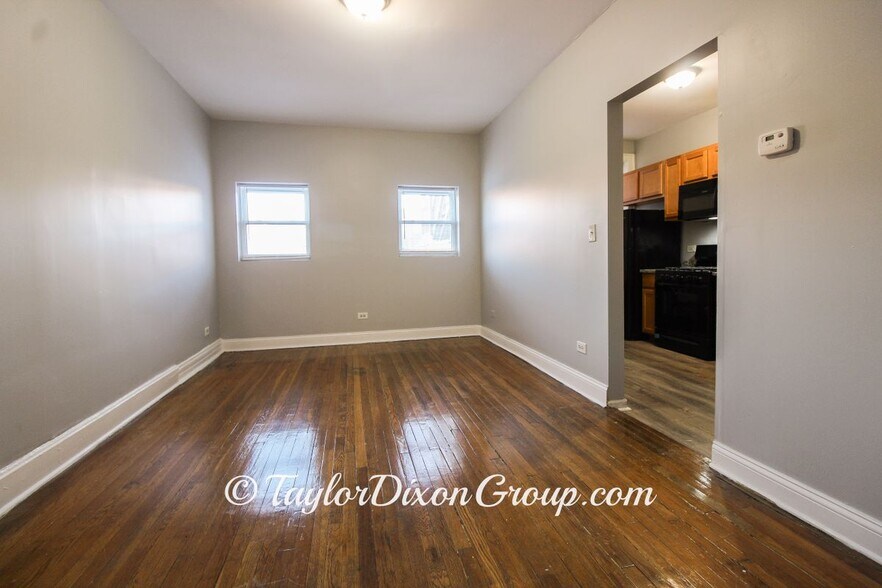 Building Photo - 6611 S Greenwood Ave