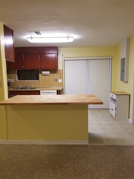 Kitchen/Dining Area View from Living Area - 4850 Southwest 41st Avenue