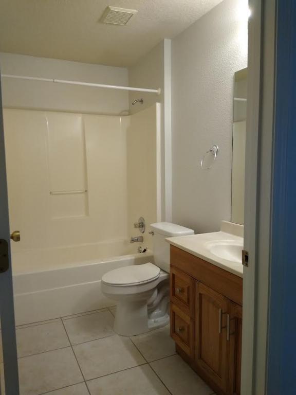 Building Photo - 4210 SW 89th Ave