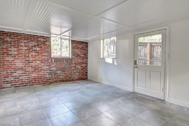 Building Photo - (PRE-LEASING 2026)   7 Bed 3 Bath Dual-Living Dream Duplex with Spacious Yards & Modern Upgrades