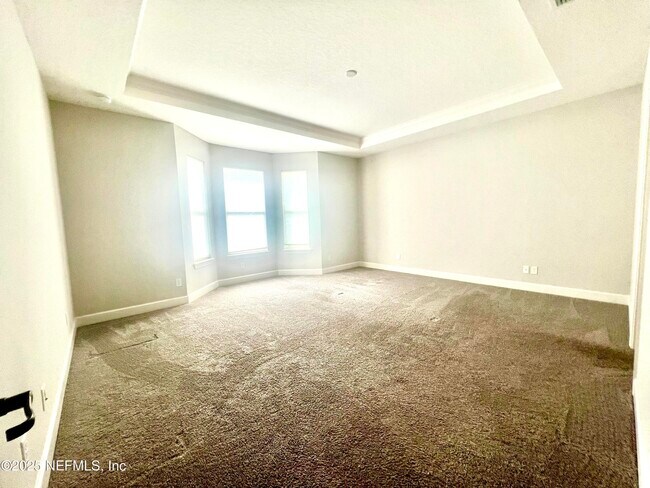 Building Photo - 242 Orchard Ln