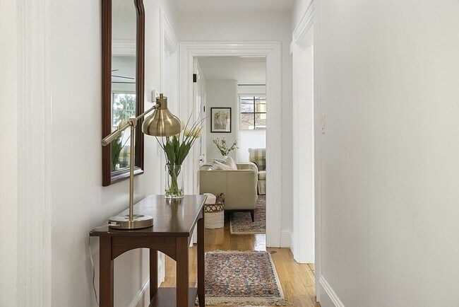 Building Photo - 13 Broadway Ave