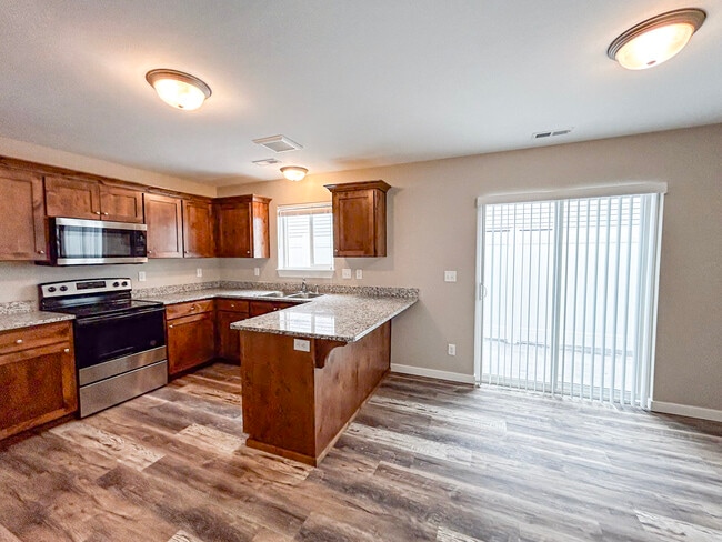 Building Photo - 190 Margette Way