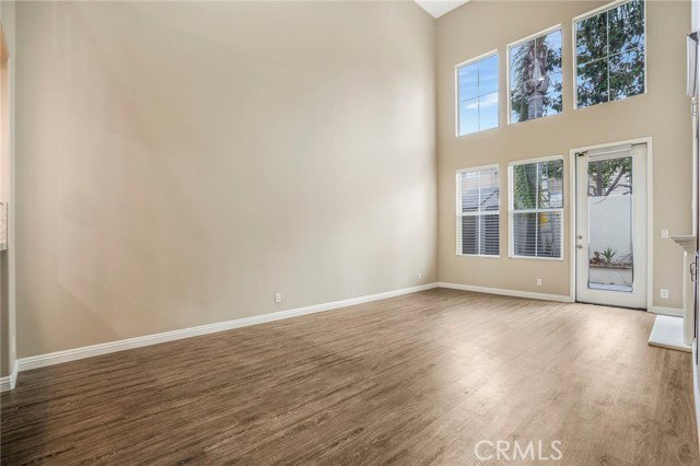 Building Photo - 18662 Park Meadow Ln