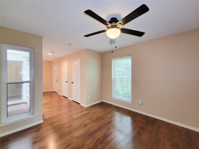 Building Photo - 21303 Park Holly Ct