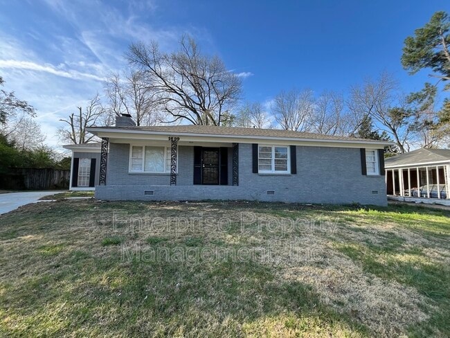 Primary Photo - 1699 Frayser Blvd