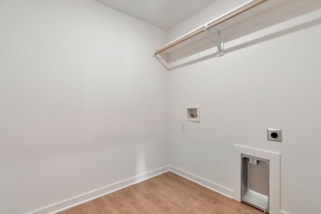 Building Photo - Brand-New 4 Bedroom Home in Prairie Grove!...