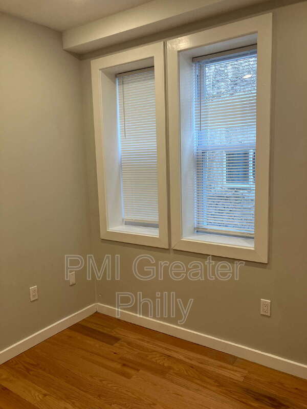 Building Photo - 332 N 62nd St