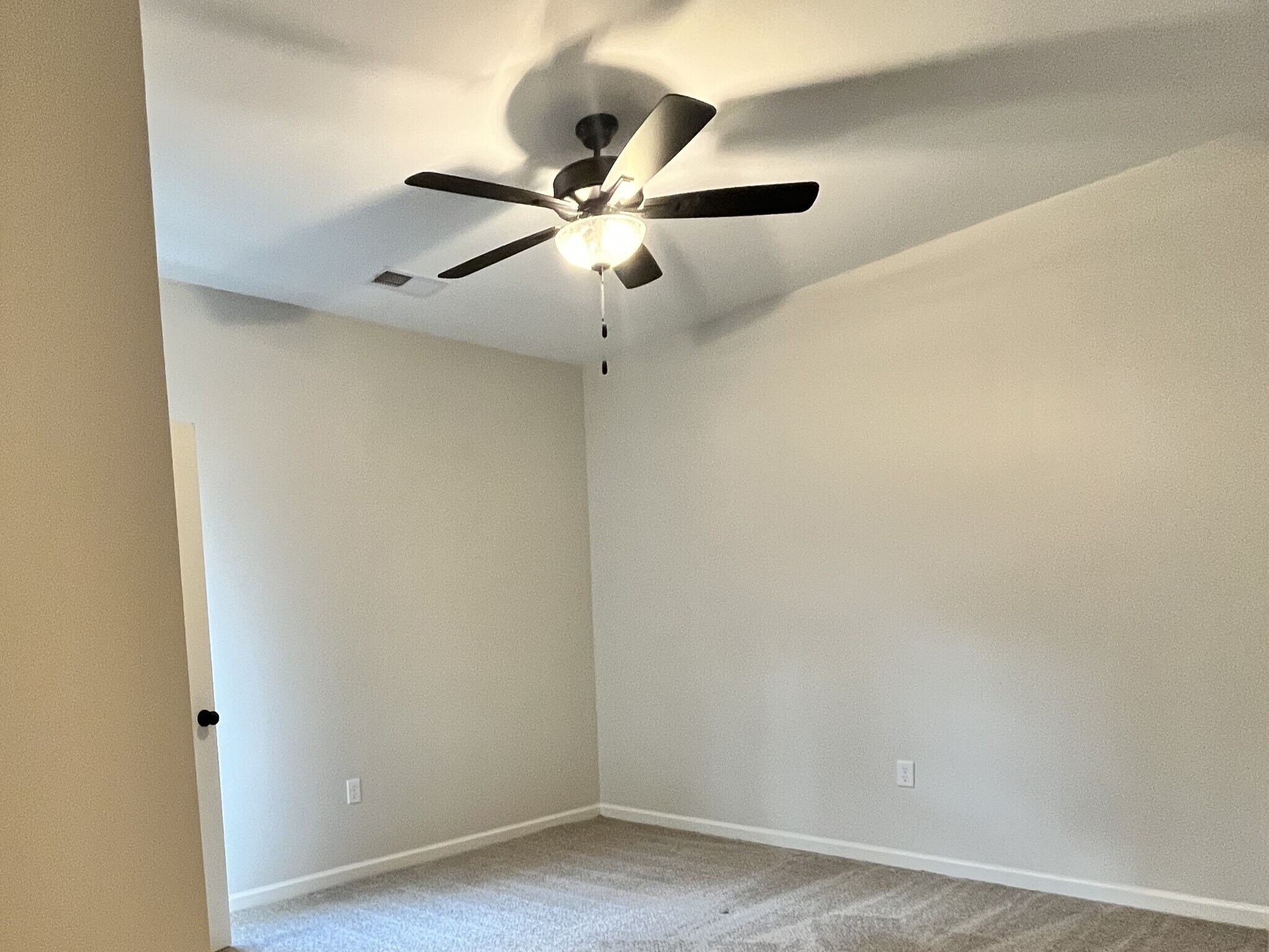 Building Photo - 216 Morningside Dr