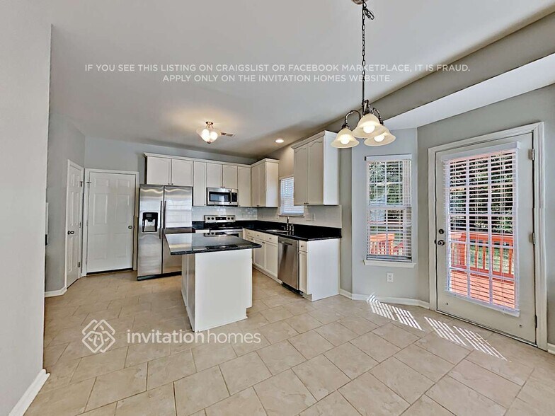 Building Photo - 12145 Autumn Winds Ln