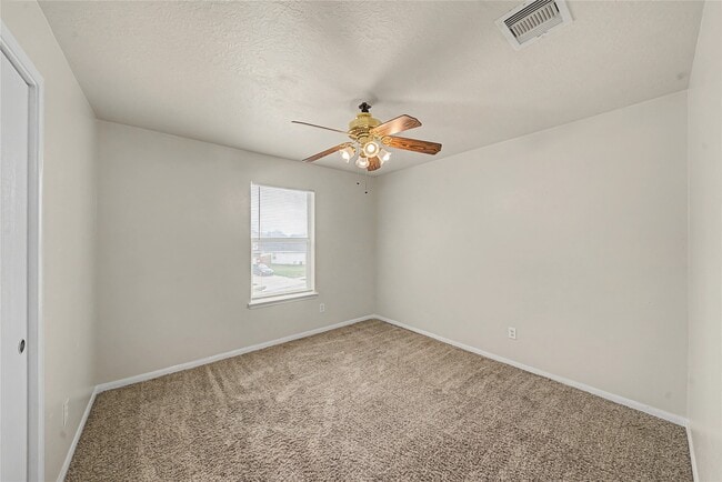 Building Photo - 1111 Auburn View Ln