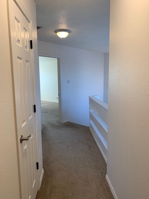 Building Photo - 8008 Argyle Ave NE